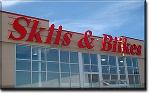 Skiis & Biikes - North York, Ontario